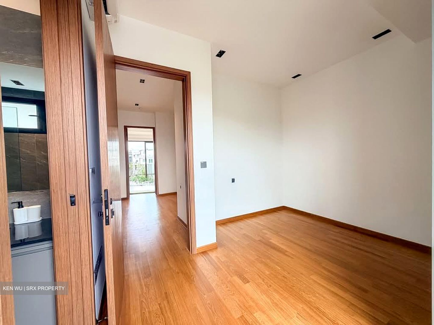 Sembawang Straits Estate (D27), Terrace #575736621